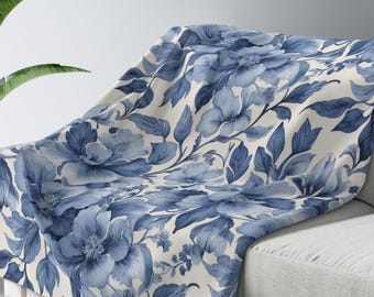 Blue Toile Floral Artistic Sherpa Fleece Blanket Flower Cottage Core Botanical Cozy Throw for Home Decor Housewarming Gift for Roomate