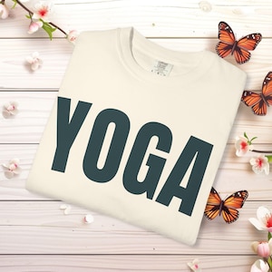Comfort Colors® Yoga Love Yoga Exercise Shirts Graphic Yoga Cute Women&#39;s Racerback tank Zen Just Breathe Tee Fitness Instructor Tee Shirt
