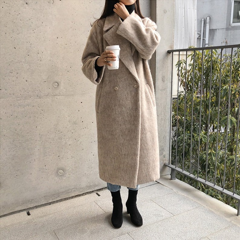 CHIARA longline wool coat jacket trench beige oatmeal off-white black women trendy beautiful fashion stylish fashionista feminine