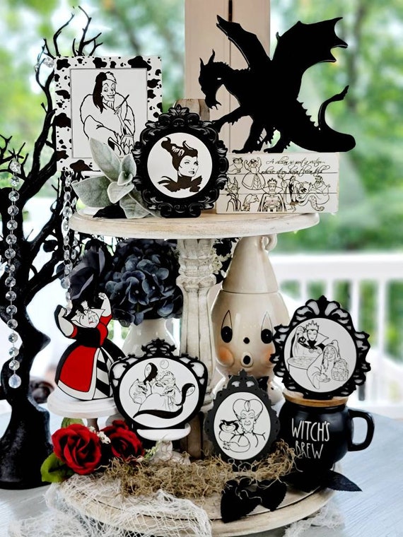 Disney Villain Tiered Tray Decor - Farmhouse Halloween Disney Decor, Disney Villain wood signs