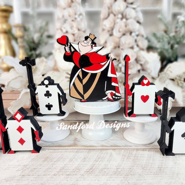 Queen of hearts self-standing wood decor, Playing Card Soldiers and Alice in Wonderland