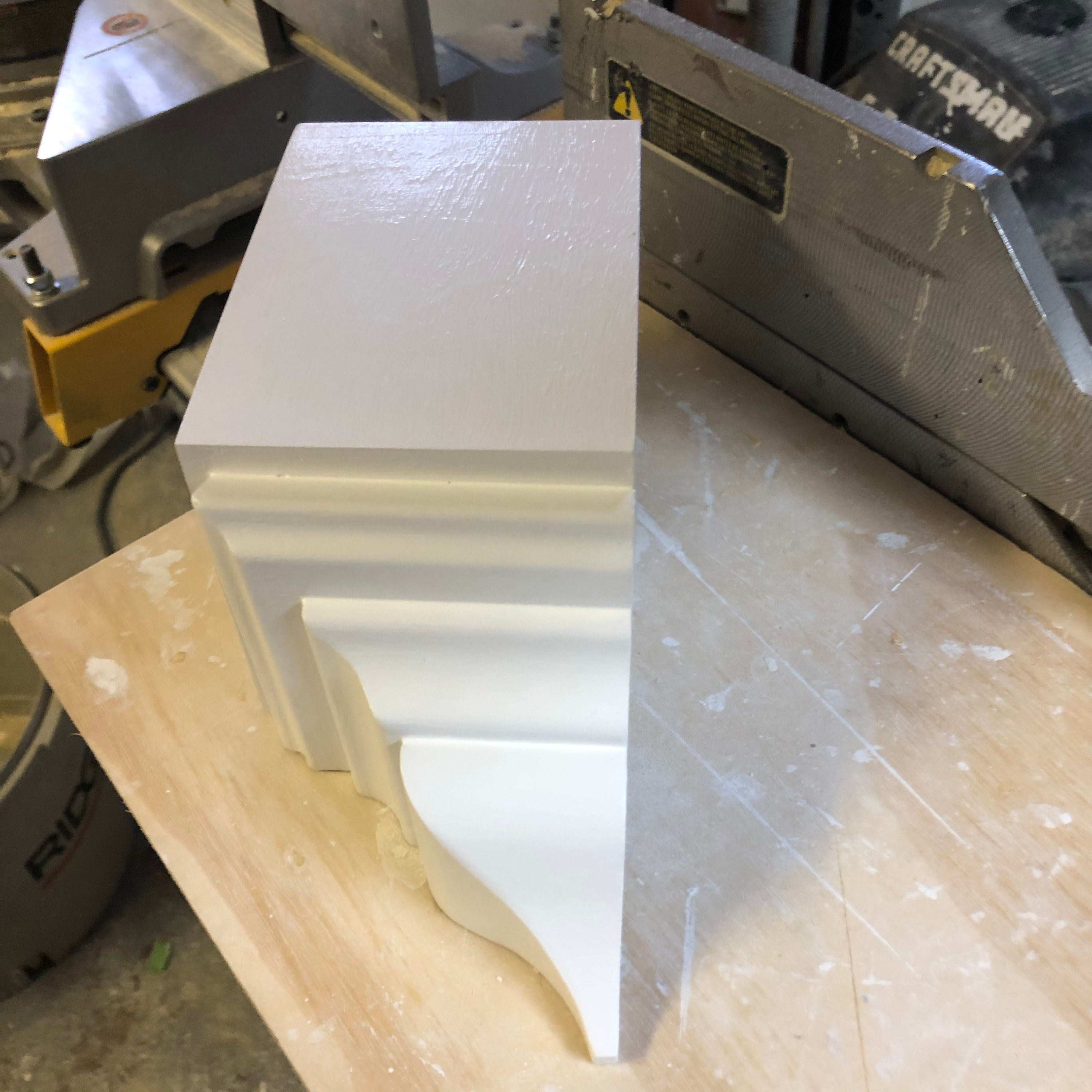 4 Crown Molding Corners Low Profile fits 3 5/8 crown