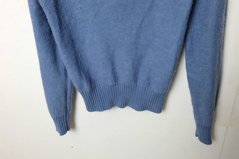 1970s vintage blue knitted v-neck jumper with collar Small size Seventies Boho Bohemian