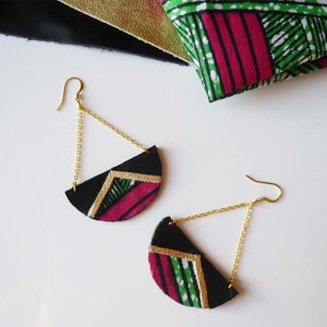 Half circle earrings - Autumn jewelry 2023 made with african prints fabric and recycled leather - pink green golden black - Original gift