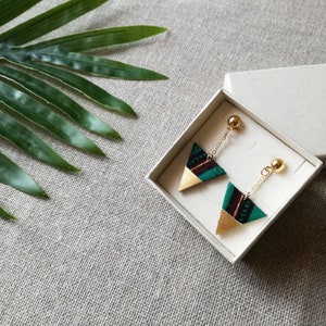Green and brown african prints fabric and golden leather triangle earrings - Handmade jewelry - Gift idea -  Recycled leather - Summer 2025