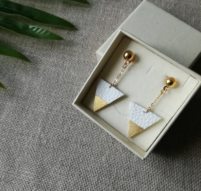 Gift idea Recycled leather upcycling White and golden leather triangle earrings with gold plated chain Mother/'s day Spring