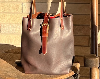 Leder Wein Tote, handgefertigte Wein Caddy, Tragetasche, Vollnarbenleder, hält 1, 2, 3 oder 4 Flaschen sicher, Geschenk für Weinliebhaber Made in USA