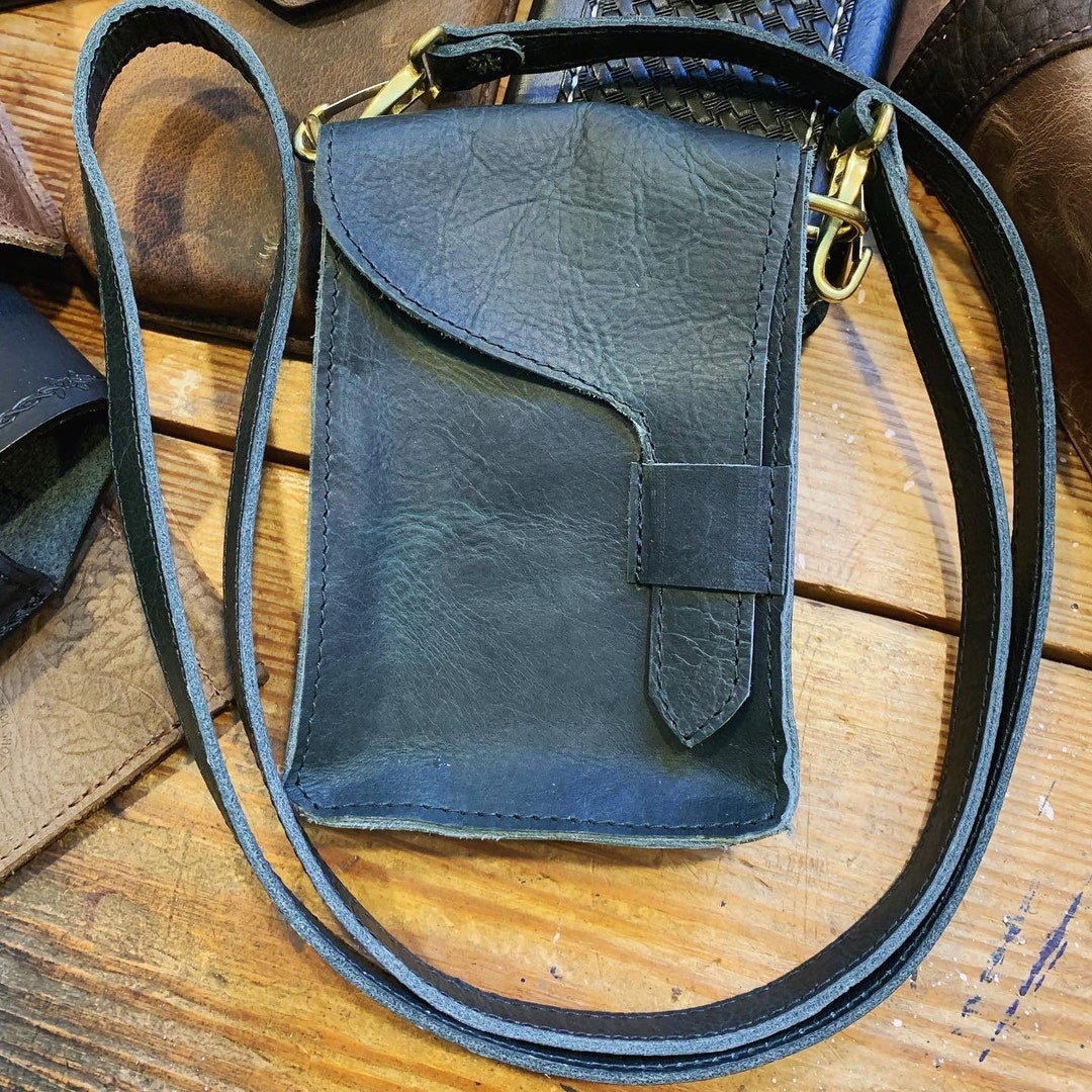 Sac Bandoulière Buffalo David Bitton Scarlett - Bleu Marine 13x9x2 Pouces