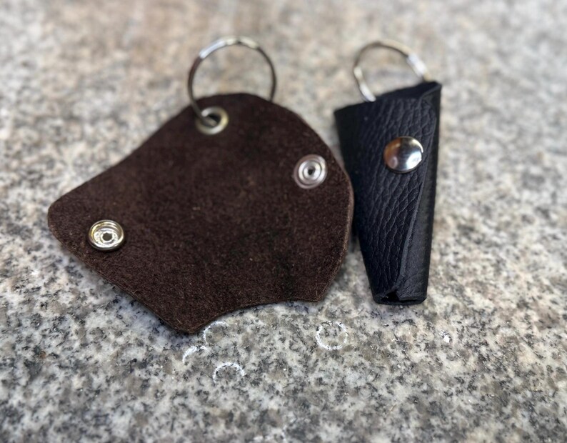 Schlüsselhalter aus Leder, handgefertigter Schlüsselhalter aus Leder, hergestellt in den USA Bild 8