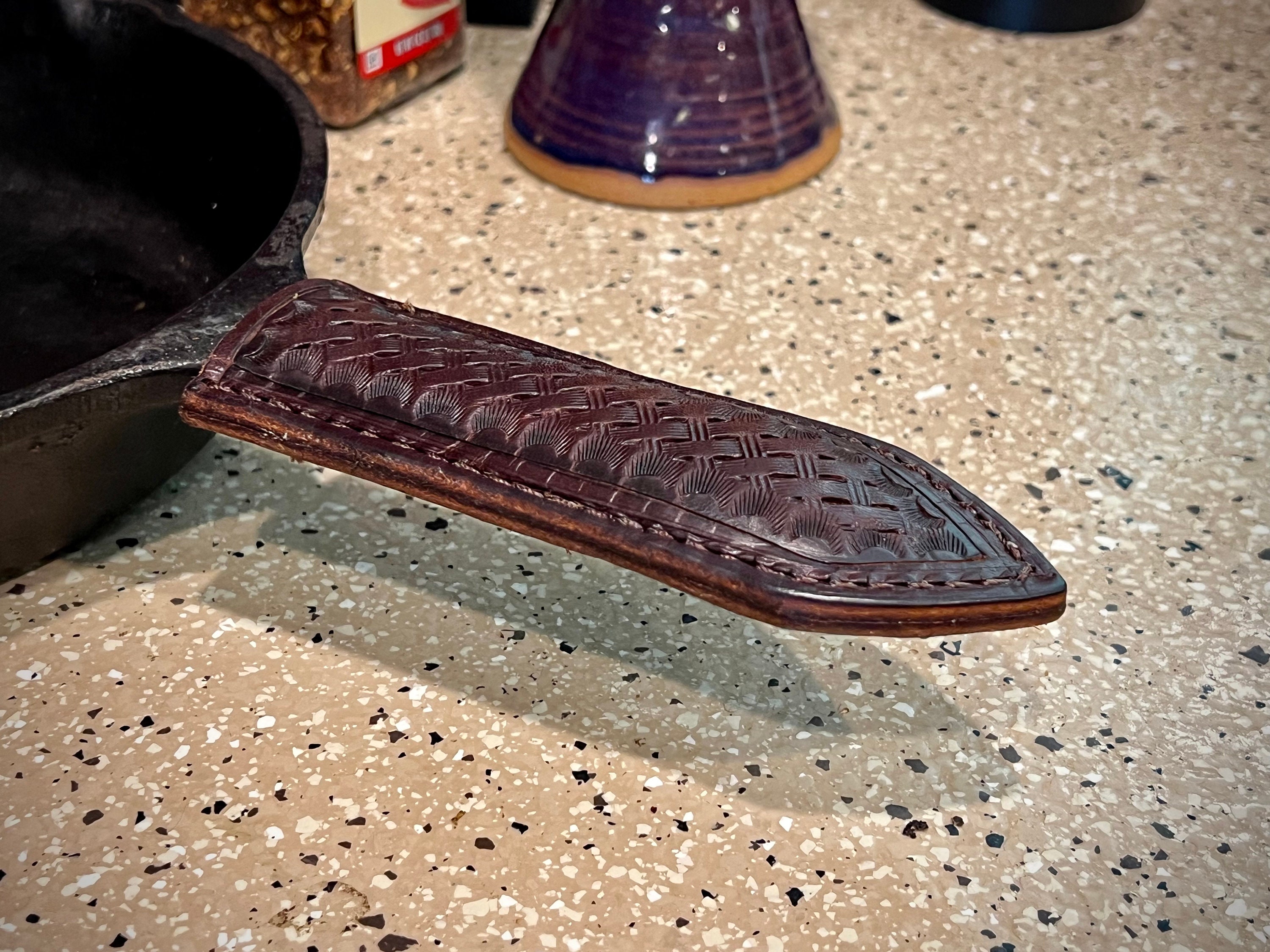 Custom Leather Cast-Iron Pan Holder – Mapleton Road