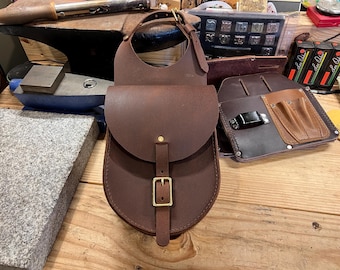 Leather Horn Bag, Buffalo Leather Saddle Bag, Amish Handmade Full Grain Leather Riding Pouch, Horse Tack, Made in USA, Free Shipping