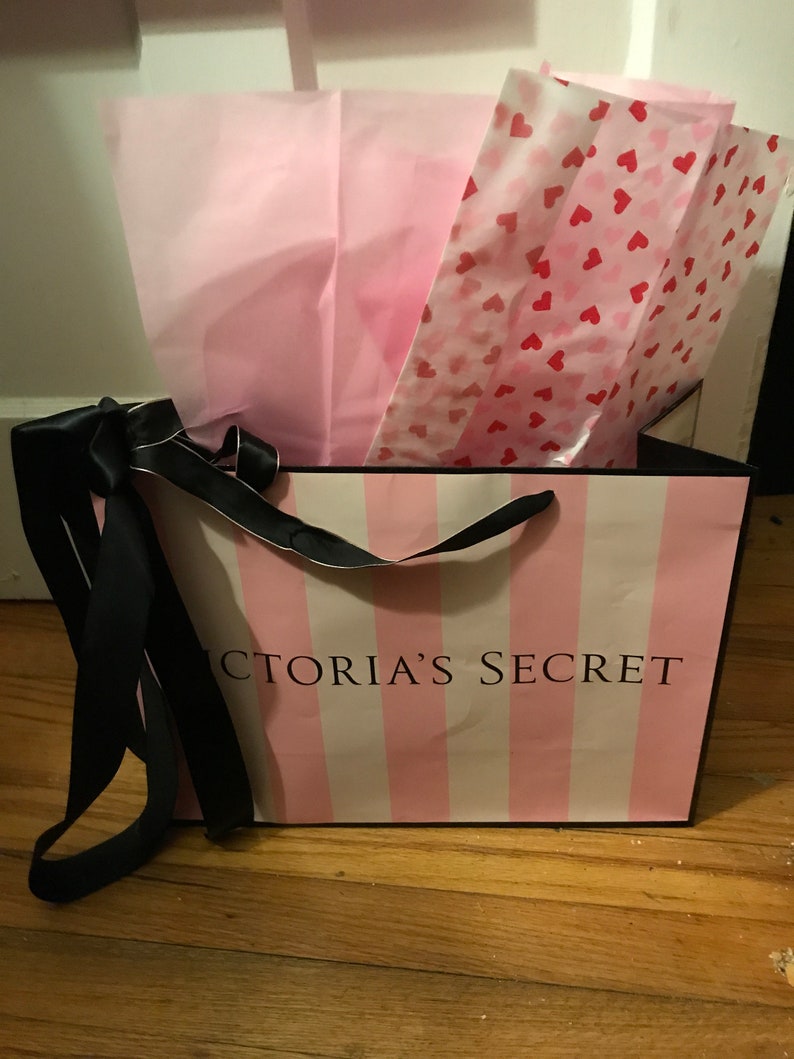 victoria's secret shopping bag