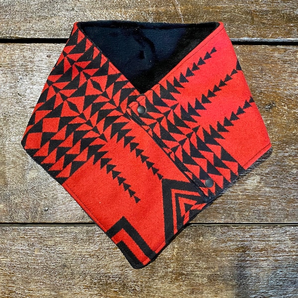 Neck Wrap Walking Rock Red