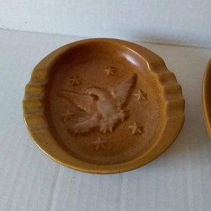 Small Vintage Eagle Cigar Cigarette Ashtray Star Stoneware Bicentennial Eagle Chatham Pottery Tobacciana Collectible