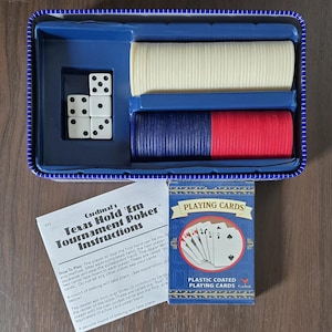 Deluxe Playing Cards Poker Chips & Dice Texas Hold &#39;Em Tournament Poker