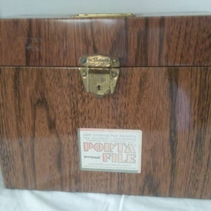 Hamilton Porta*file storage box with key 1950s - collectibles - by
