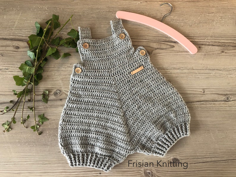 Crochet Pattern Baby Romper Bjorn dungarees afbeelding 6