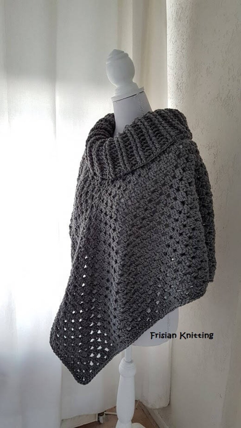 pattern poncho // chunky poncho // Shawl Scarf pattern // diy crochet // gehaakte poncho // haakpatroon // Cowl Neck Crochet Capelet zdjęcie 4