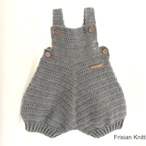 Crochet Pattern Baby Romper Bjorn dungarees afbeelding 1