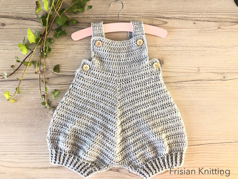 Crochet Pattern Baby Romper Bjorn dungarees afbeelding 3