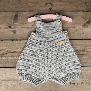 Crochet Pattern Baby Romper Bjorn dungarees afbeelding 8