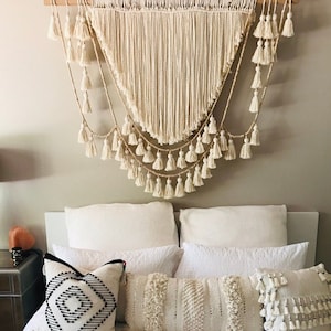 Große Makramee Wandbehang: Boho Quasten, Natürliche Holzperlen