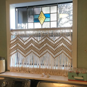 Macrame zigzag valance, kitchen window curtain, macrame wall hanging