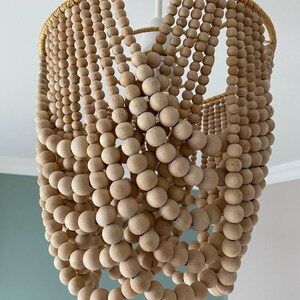 Lustre en perles de bois, lustre en perles de bois, décoration de plafond image 4