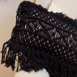 Schwarzer Makramee-Kissenbezug, Boho Home Decor, Rustikales Interior Design, Kissen