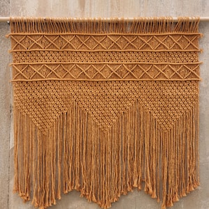 Arazzo da parete in macramè color senape, testiera per camera da letto in stile boho