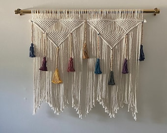Macrame Rainbow Wall Hanging: Boho Nursery Decor with Tassels