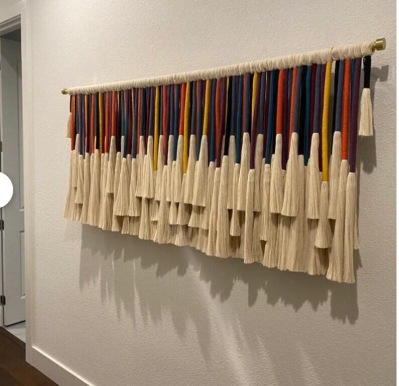 Tapiz de macramé para pared, decoración colorida para el hogar. imagen 15