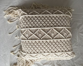 Funda de cojín de macramé 20x20: Decoración bohemia para el hogar
