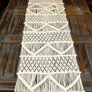 Macrame Table Runner, Boho Table Decoration