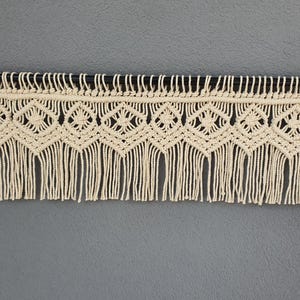 Makraméfönsterkappa: Gardintoppare 25 cm