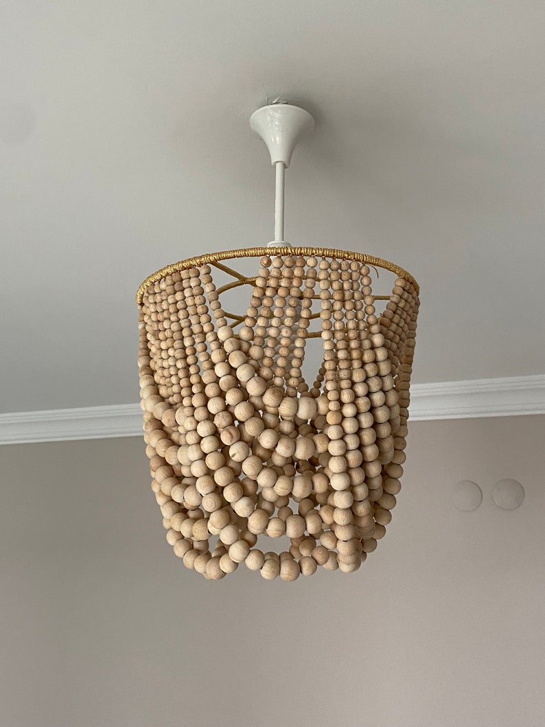 Lustre en perles de bois, lustre en perles de bois, décoration de plafond image 1