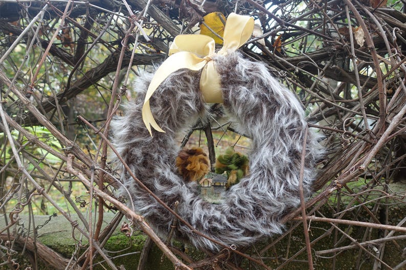 Front door wreath faux fur wreath door decor Fluffy Wreath gray door decor Door Wreath Everyday Wreath Outdoor Wreath Winter wreath