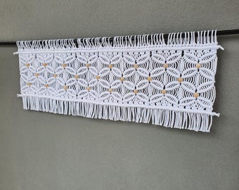 Cortina con cenefa de macramé: Tratamiento de ventana estilo bohemio, cortina de café