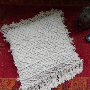Macrame Pillow Cover, pillow cushion, Boho style Housewarming gift, gift for mum image 6