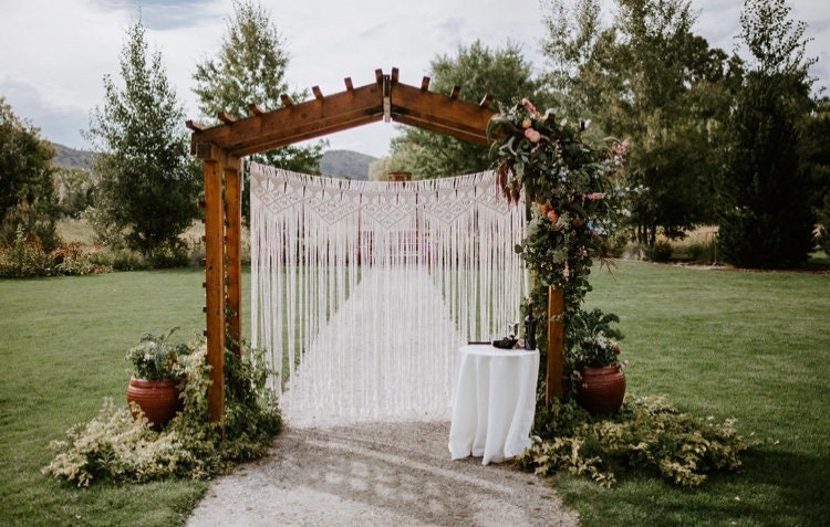 Macrame Curtain, Wedding backdrop, events decoration, bride's tab…
