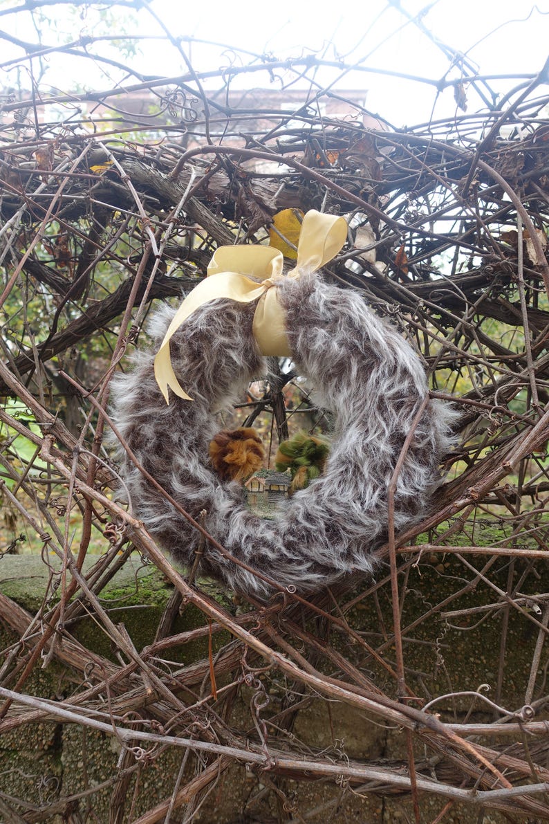 Front door wreath faux fur wreath door decor Fluffy Wreath gray door decor Door Wreath Everyday Wreath Outdoor Wreath Winter wreath