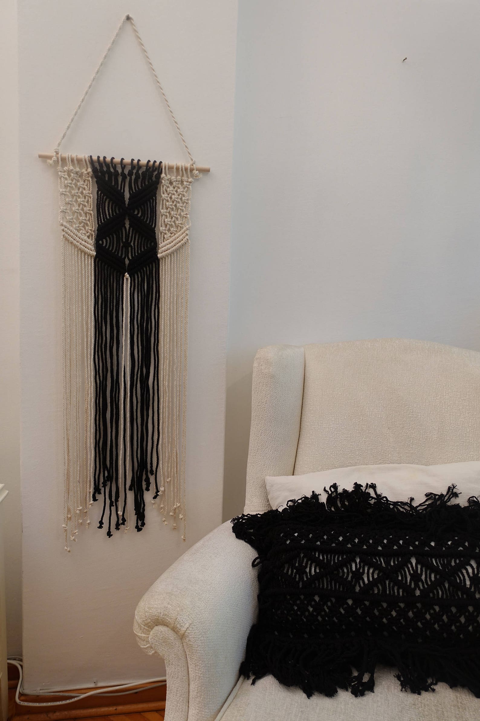 Black White Macrame Wall Decor, Boho Living Room Wall Art - Etsy