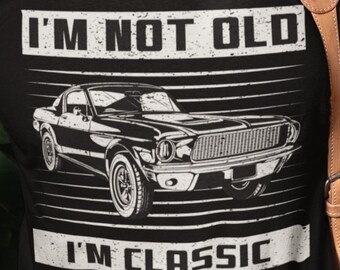 Klassisches Muskel-Auto Unisex T-Shirt, Vintage Auto T-Shirt, lustiges Grafik-Shirt, Retro- Fahrzeug Top, Geschenk für Auto-Enthusiasten