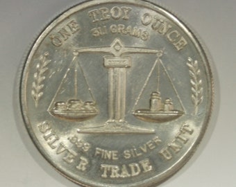 United States Trade Unit 1 oz. Silver Bullion Round