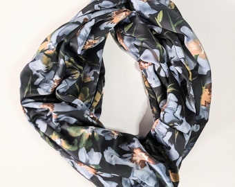 Satin floral print infinity scarf with zippered pocket.  Blue and gray floral scarf. Free shipping.