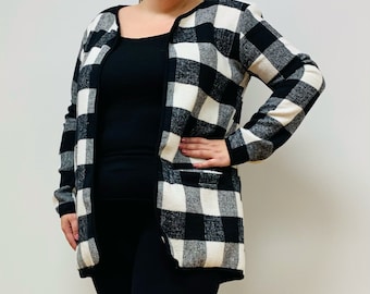 Black and White Buffalo Check open Front Jacket with no closure.  Large Pockets