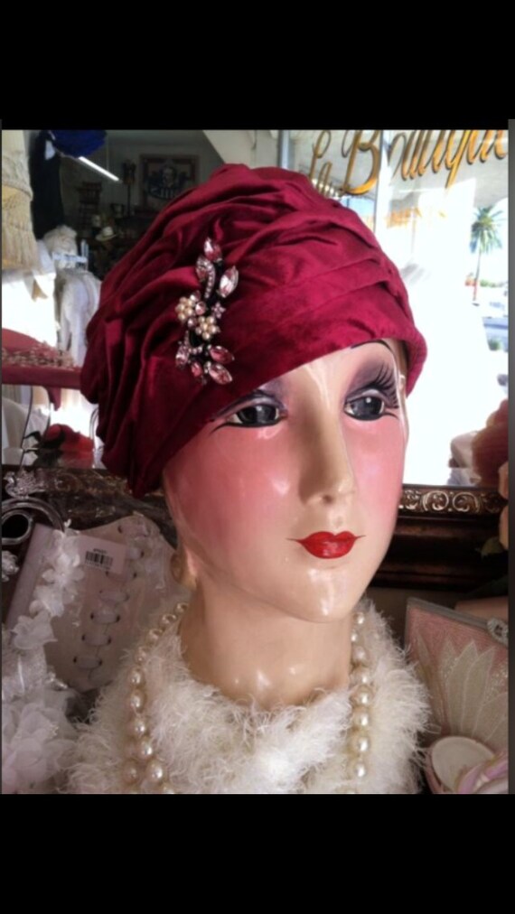 Vintage 1920's Cloche Hat
