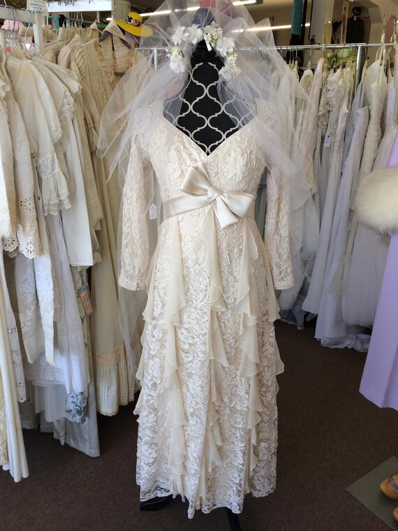 Cream Ruffle & Lace dress