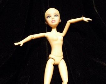 2009 spin master doll sale