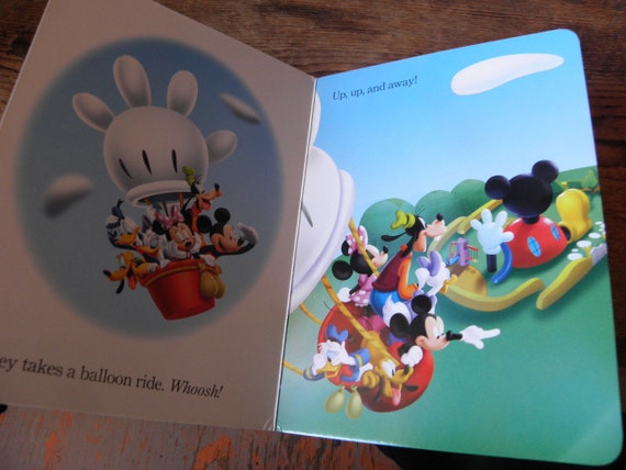 Disney Junior Mickey Mouse Clubhouse: 12 Board Books (Boxed Set)